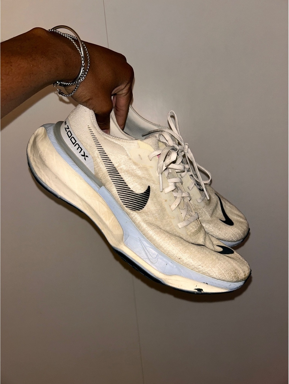 Nike ZoomX Men’s Sneakers Size 10.5 White with Black Swoosh